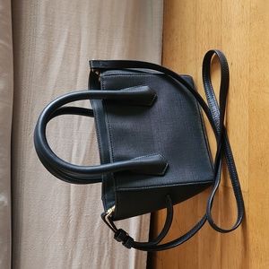 Navy Dagne Dover small crossbody purse